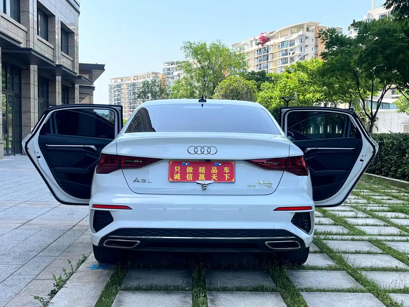Audi A3 2023 Facelift A3L Limousine 35 TFSI Fashion Sport фото 10