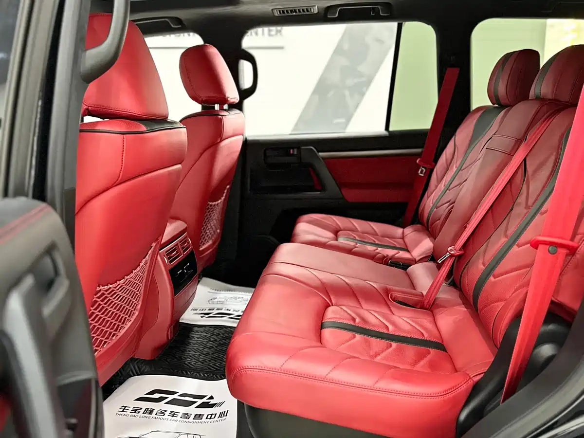 Toyota Land Cruiser (Import) 2020