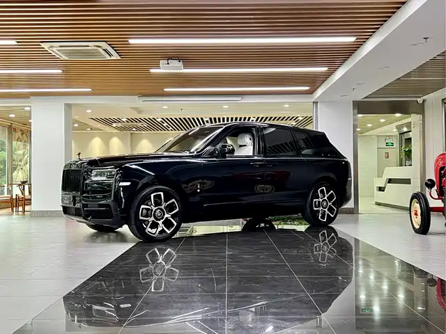 ROLLS-ROYCE CULLINAN