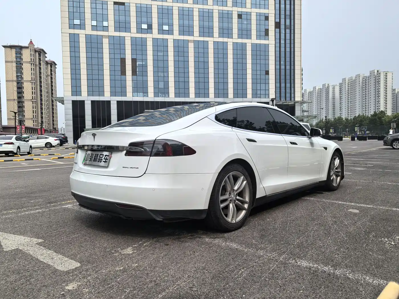Tesla Model S 2015 2015 Model S 70D