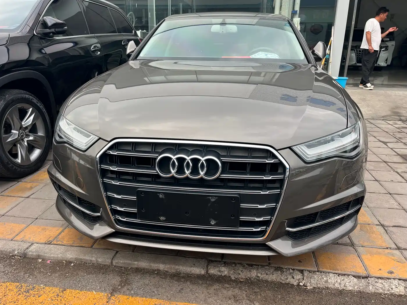 Audi A6L 2018 30th Anniversary 35 TFSI Fashion фото 2