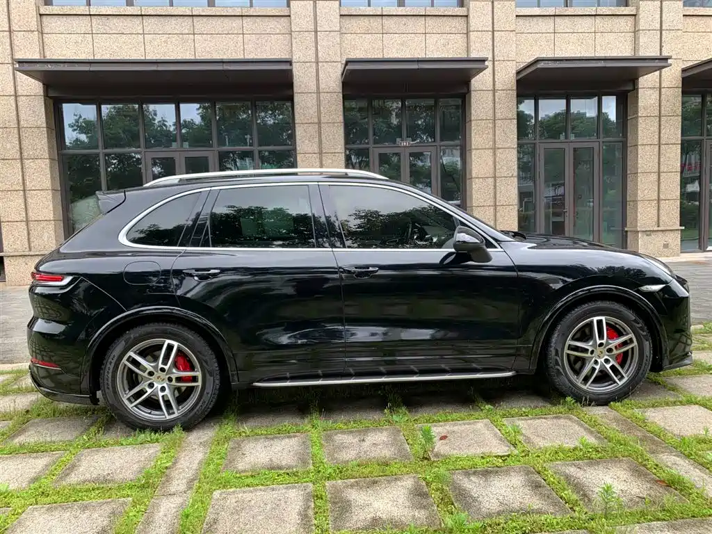 Porsche Cayenne 2011 Cayenne S 4.8L фото 9