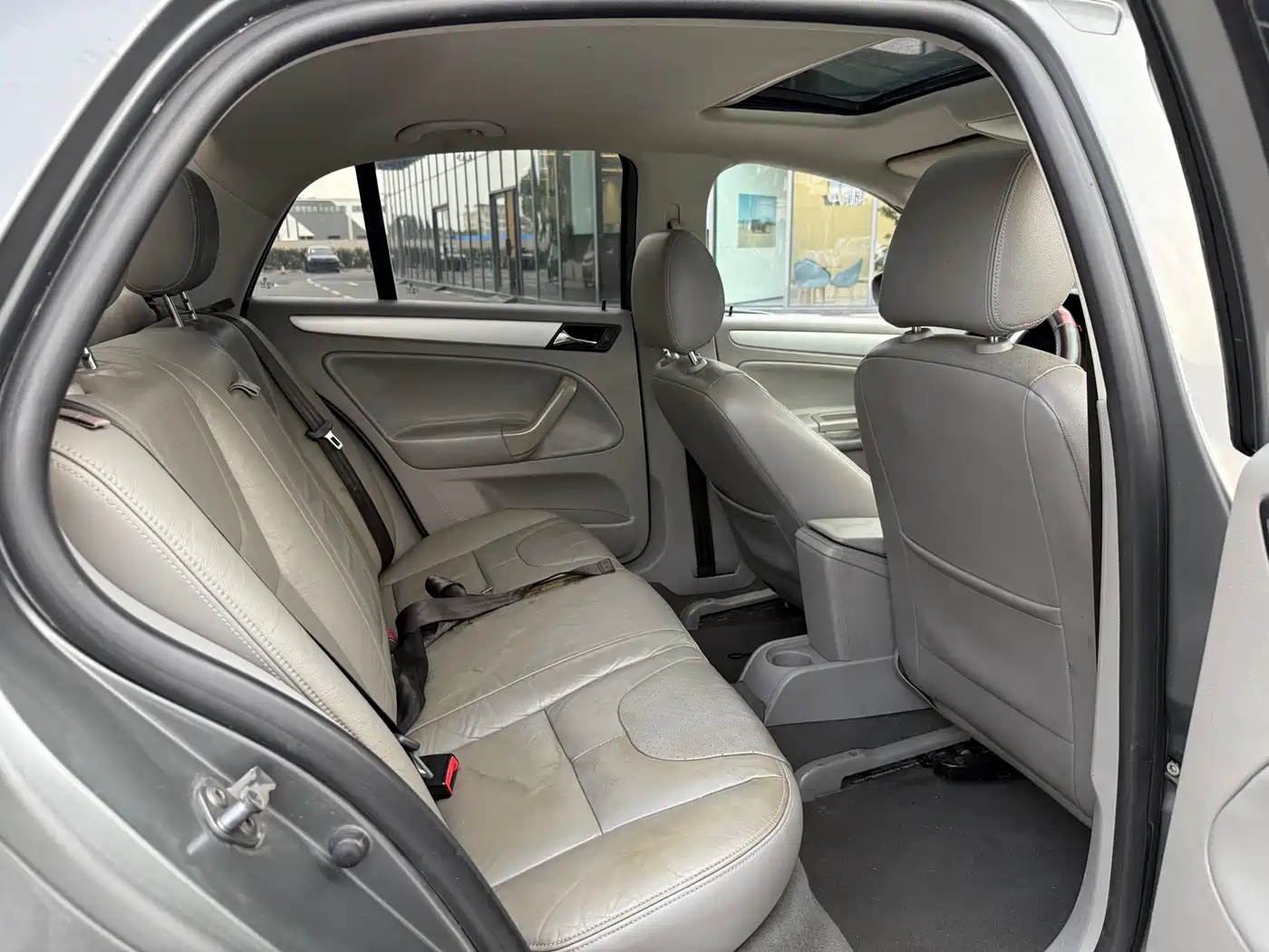 Volkswagen Bora 2008 Model 1.6L Automatic Comfort фото 10