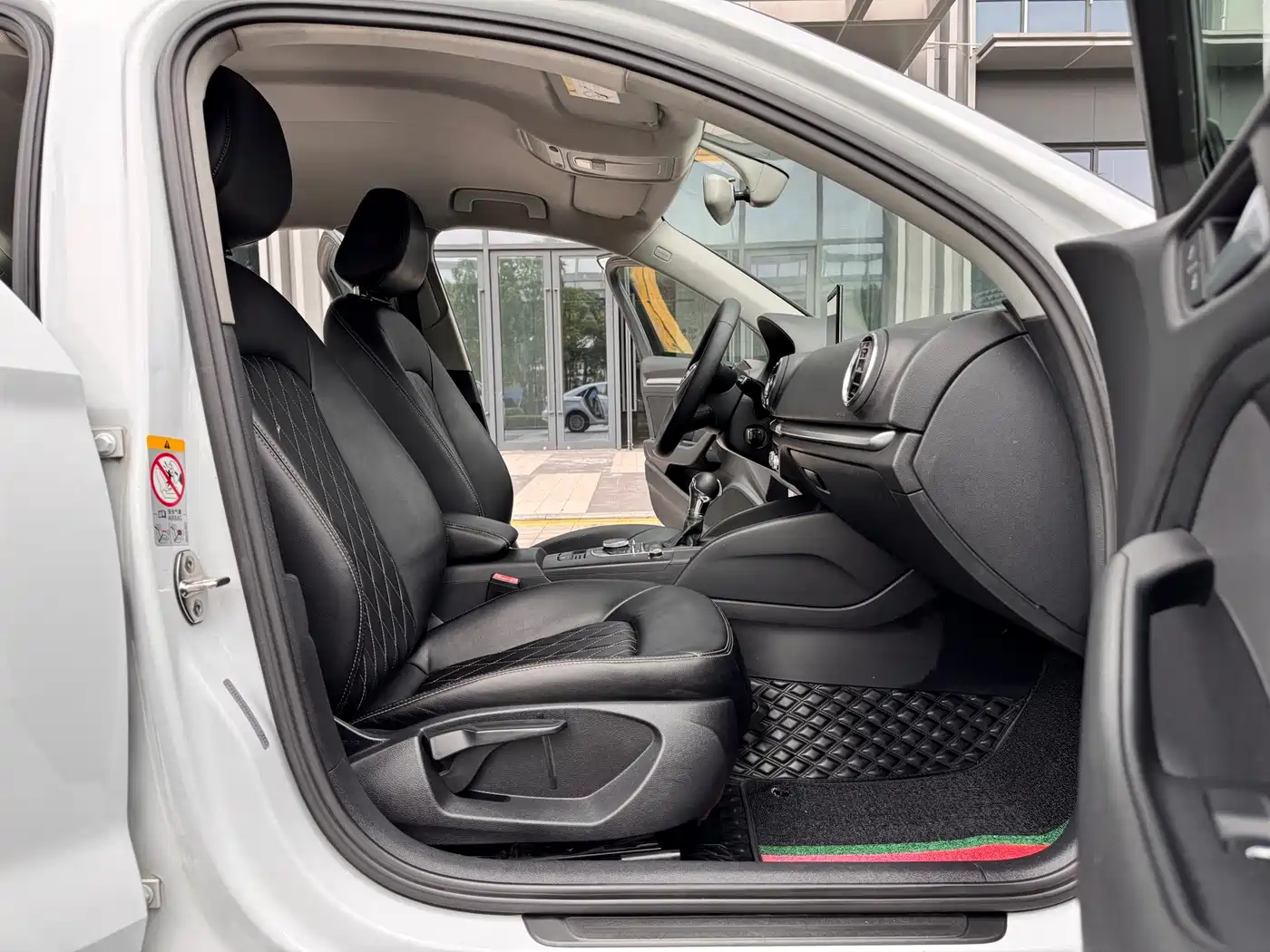 Audi A3 2014 Limousine 35 TFSI Auto Progressive фото 8