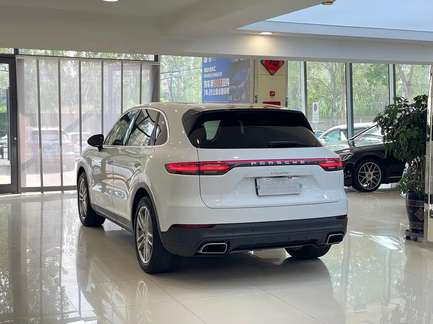 Porsche Cayenne 2019 Cayenne 3.0T фото 40