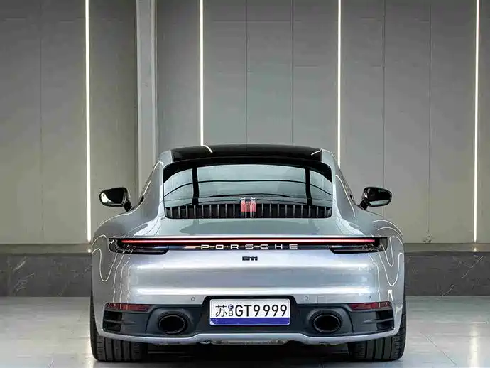 Фото 9 - Porsche 911