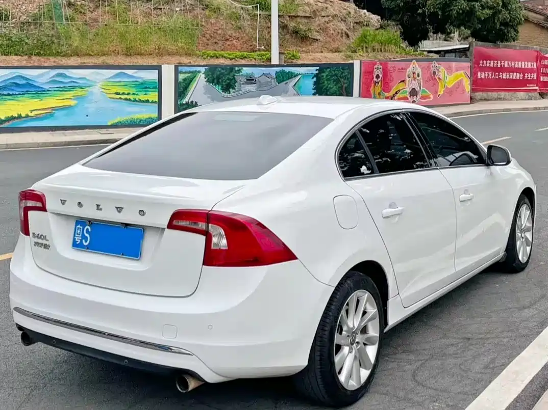 Volvo S60 2014 2015 S60L 2.0T Smart Vision