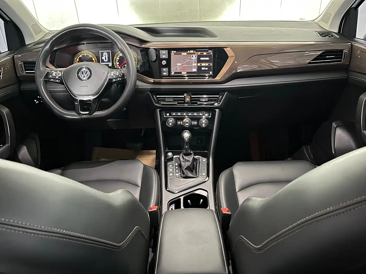 Volkswagen Tharu 2019 280TSI FWD Luxury Edition China VI фото 16