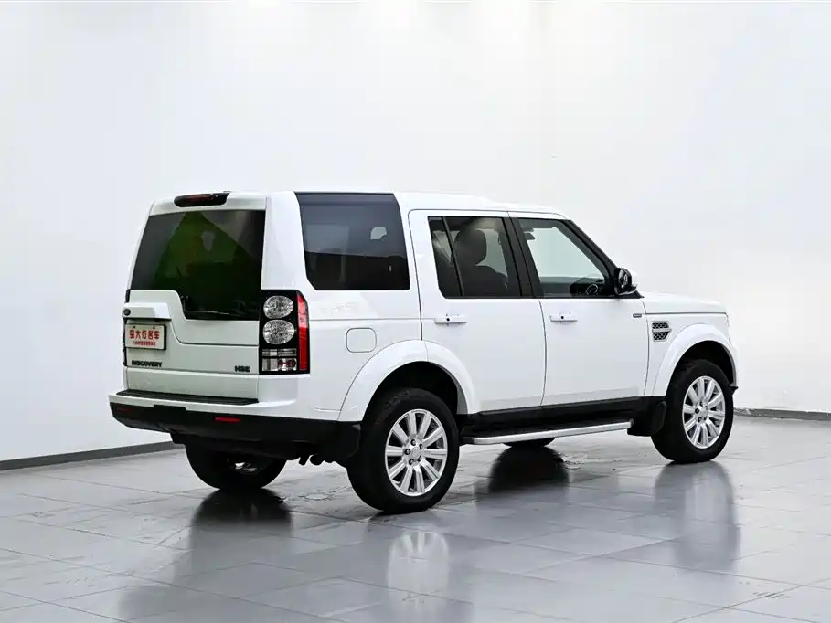 Land Rover Discovery 2016 3.0 SDV6 HSE Diesel фото 4