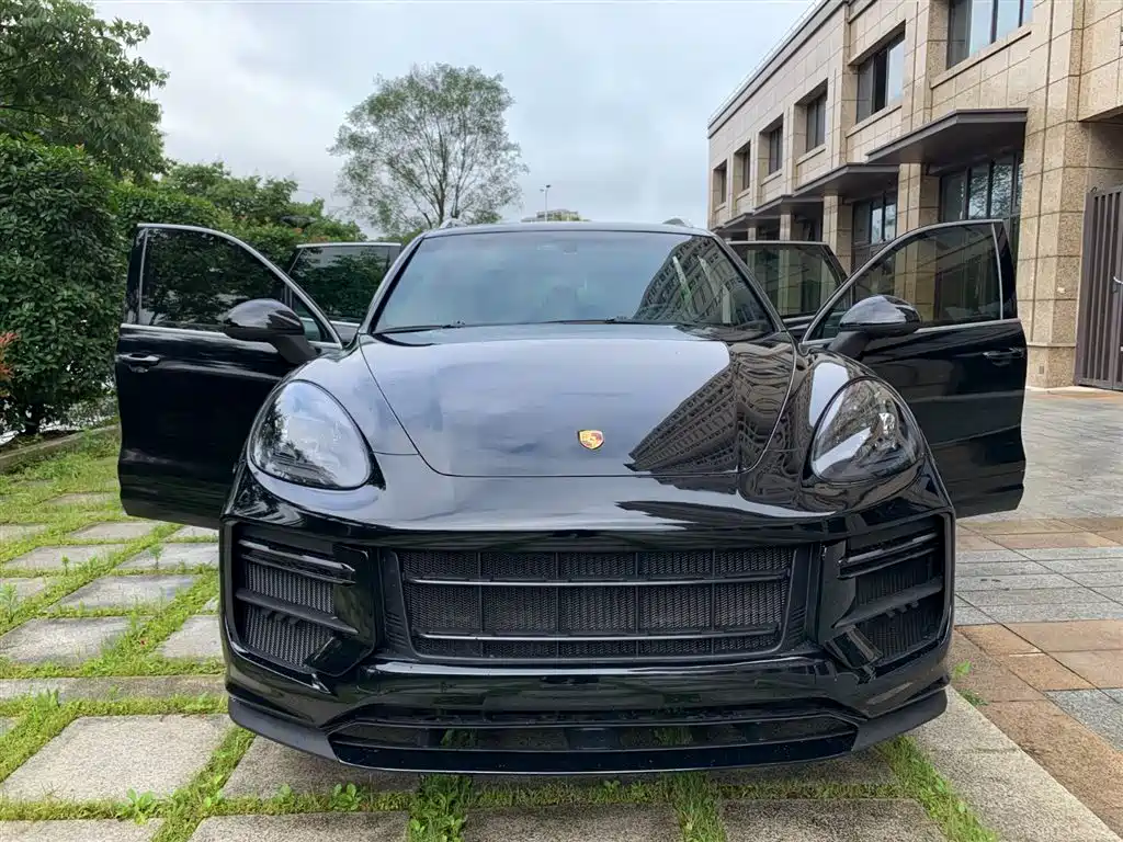 Porsche Cayenne 2011 Cayenne S 4.8L фото 2