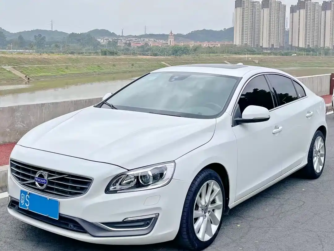 Volvo S60 2014 2015 S60L 2.0T Smart Vision