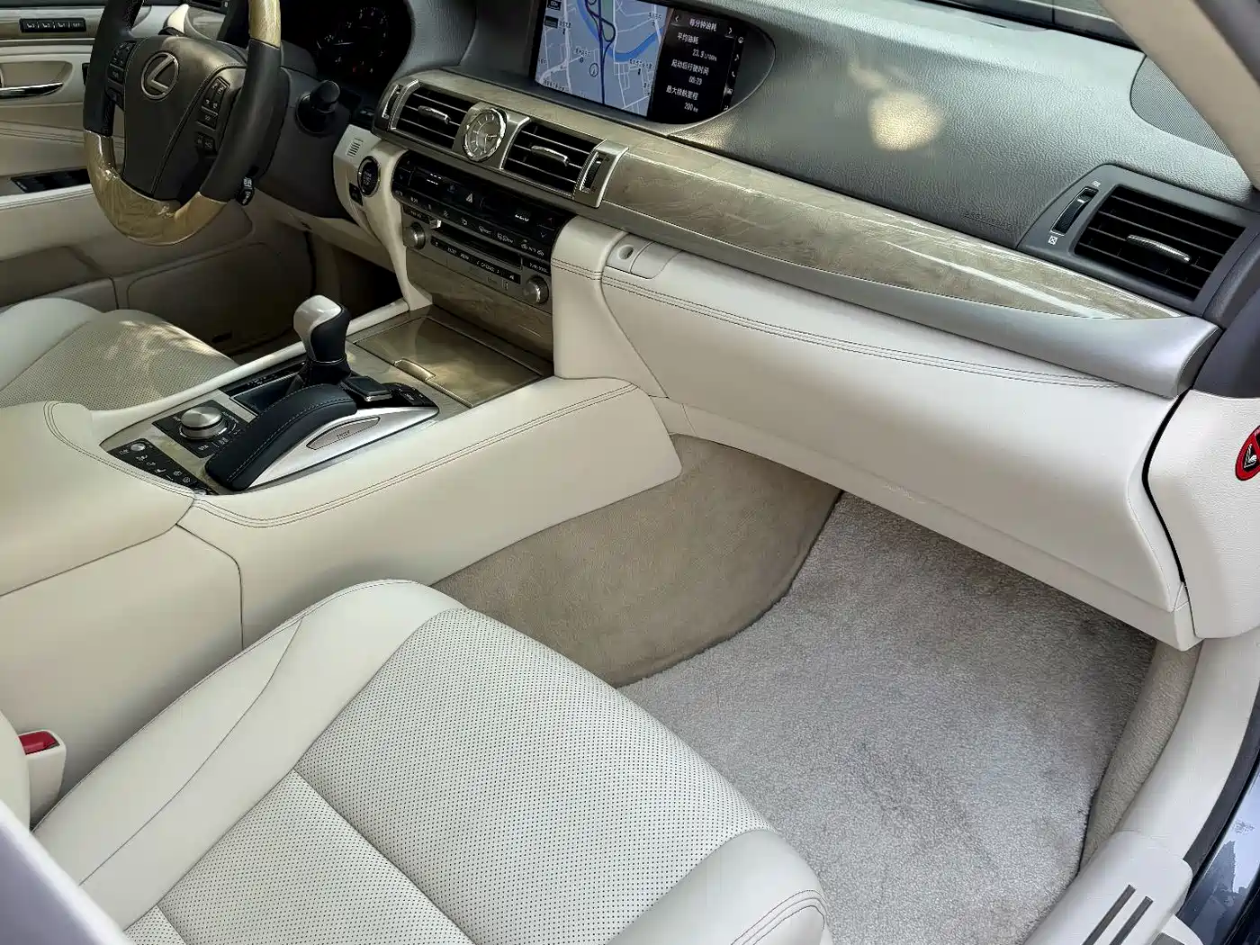 Lexus LS 2016 460L AWD Premium фото 40