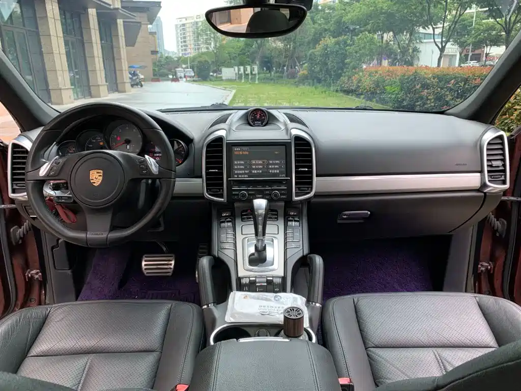 Porsche Cayenne 2011 Cayenne S 4.8L фото 10