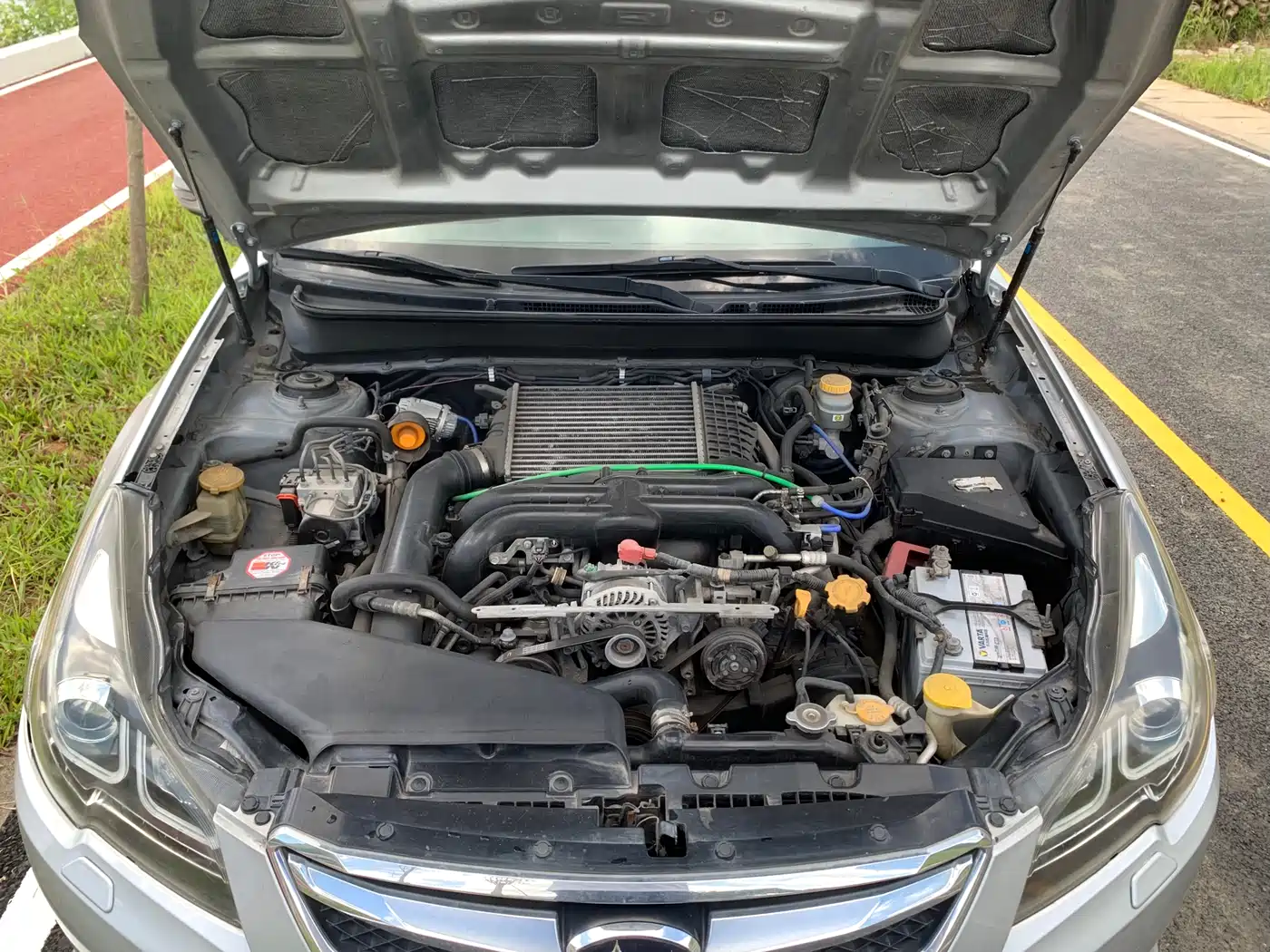 Subaru Legacy 2010 2.5GT Luxury Navigation Edition фото 25