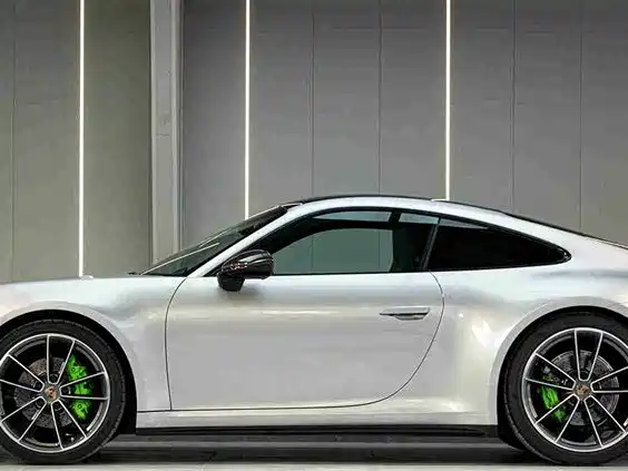 Фото 6 - Porsche 911