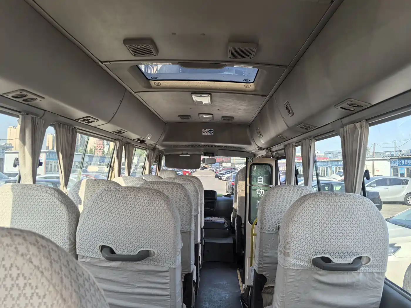 Toyota Coaster 2015 2.7L Premium TRB53L-ZCMSK 20-Seater фото 4
