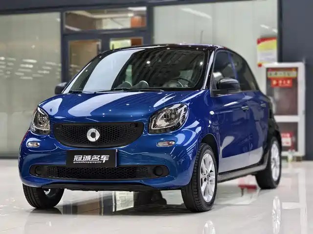 SMART FORFOUR