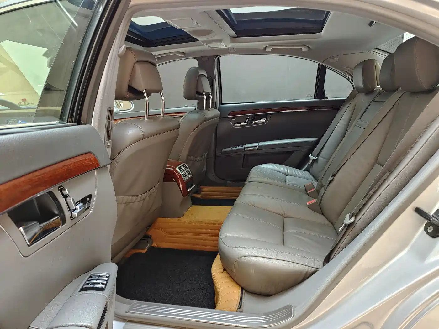 Mercedes-Benz S-Class 2008 S 300 L Business фото 11