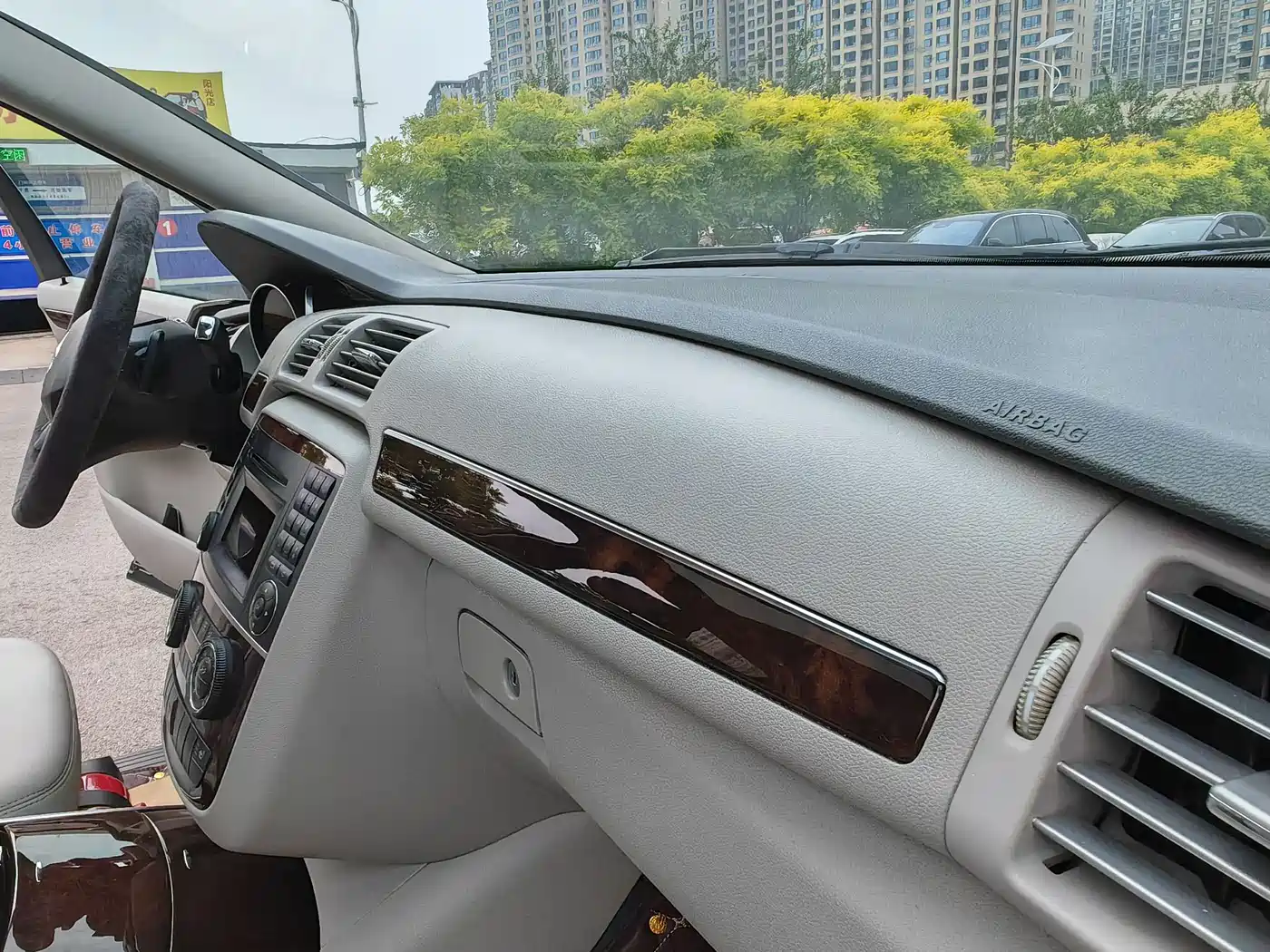 Mercedes-Benz R-Class 2011 R 300 L Luxury фото 27
