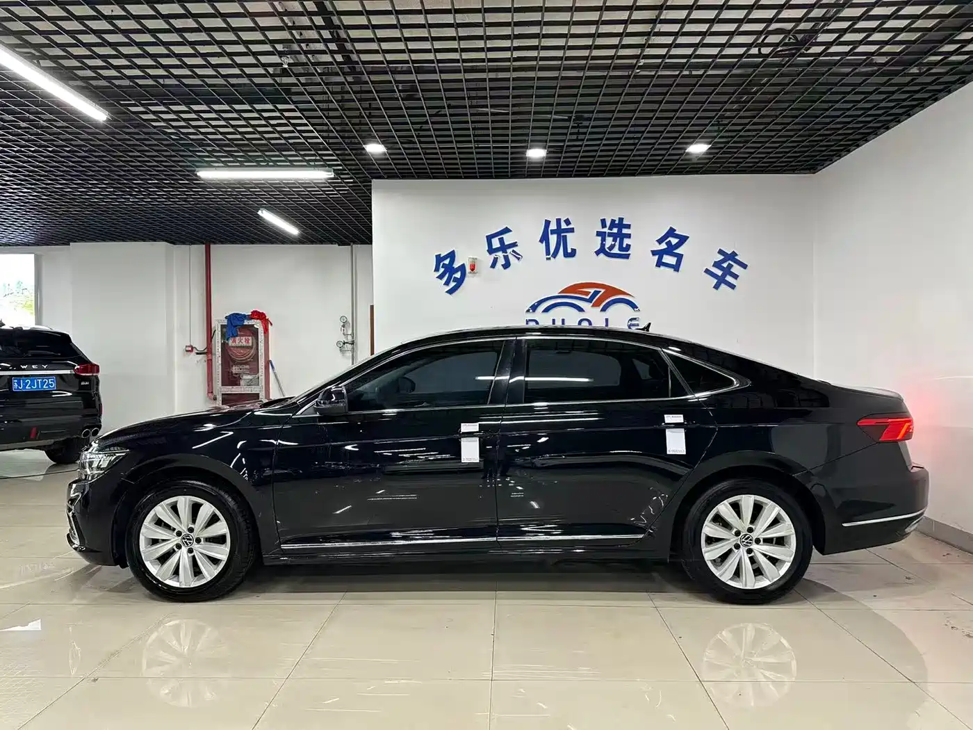 Volkswagen Passat 2021 Model 330TSI Elite Edition фото 9