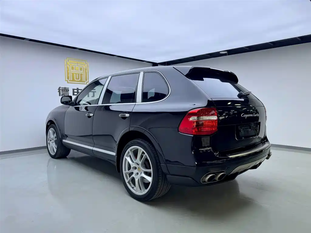 Porsche Cayenne 2007 Model Cayenne Turbo 4.8T фото 6