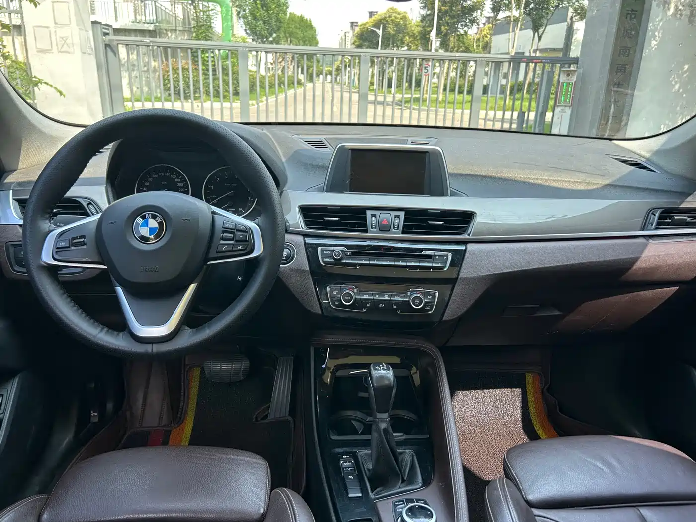 BMW X1 2016 sDrive20Li Luxury Model фото 8