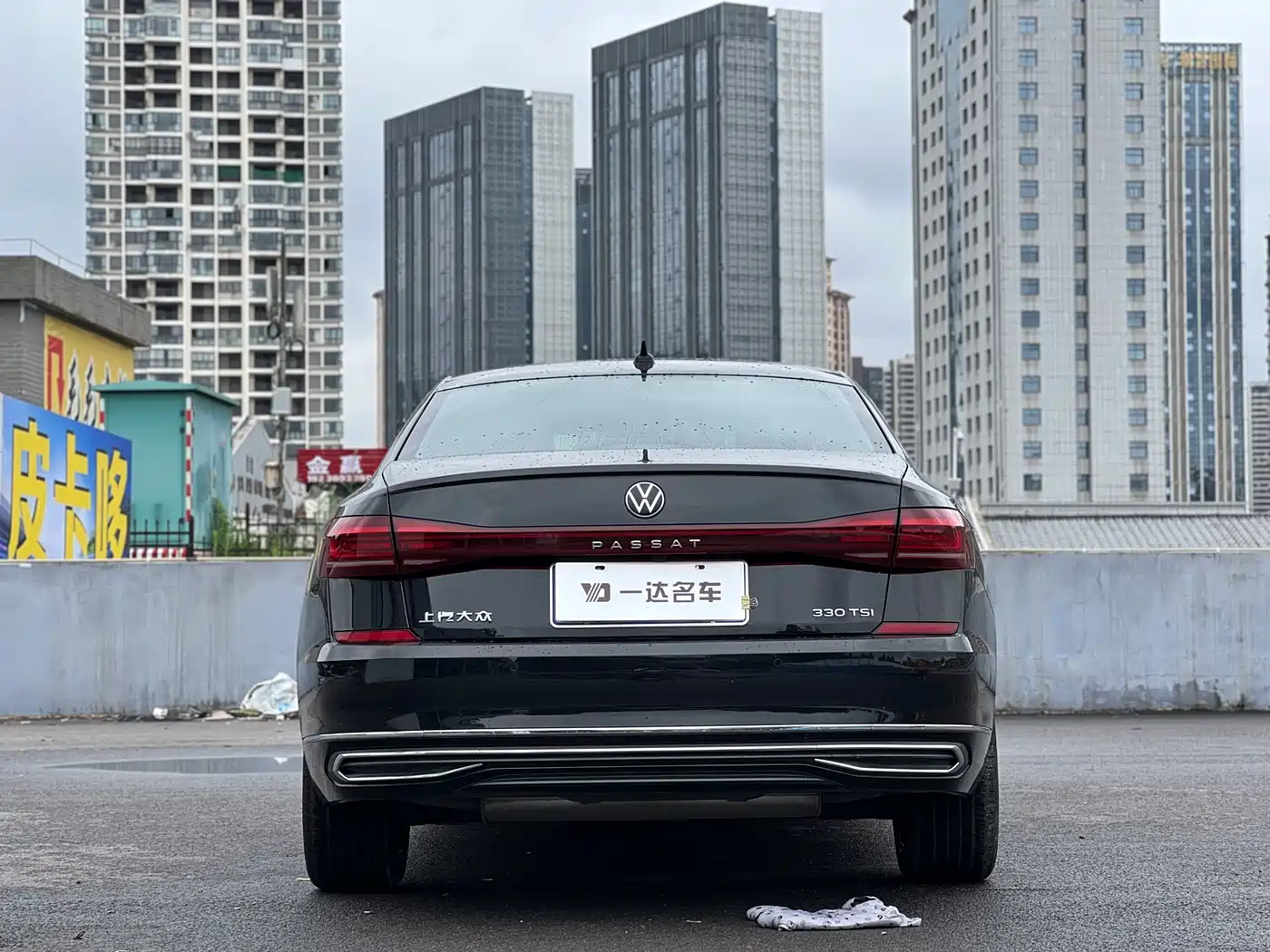 Volkswagen Passat 2023 330TSI Starlight Elite Edition фото 9