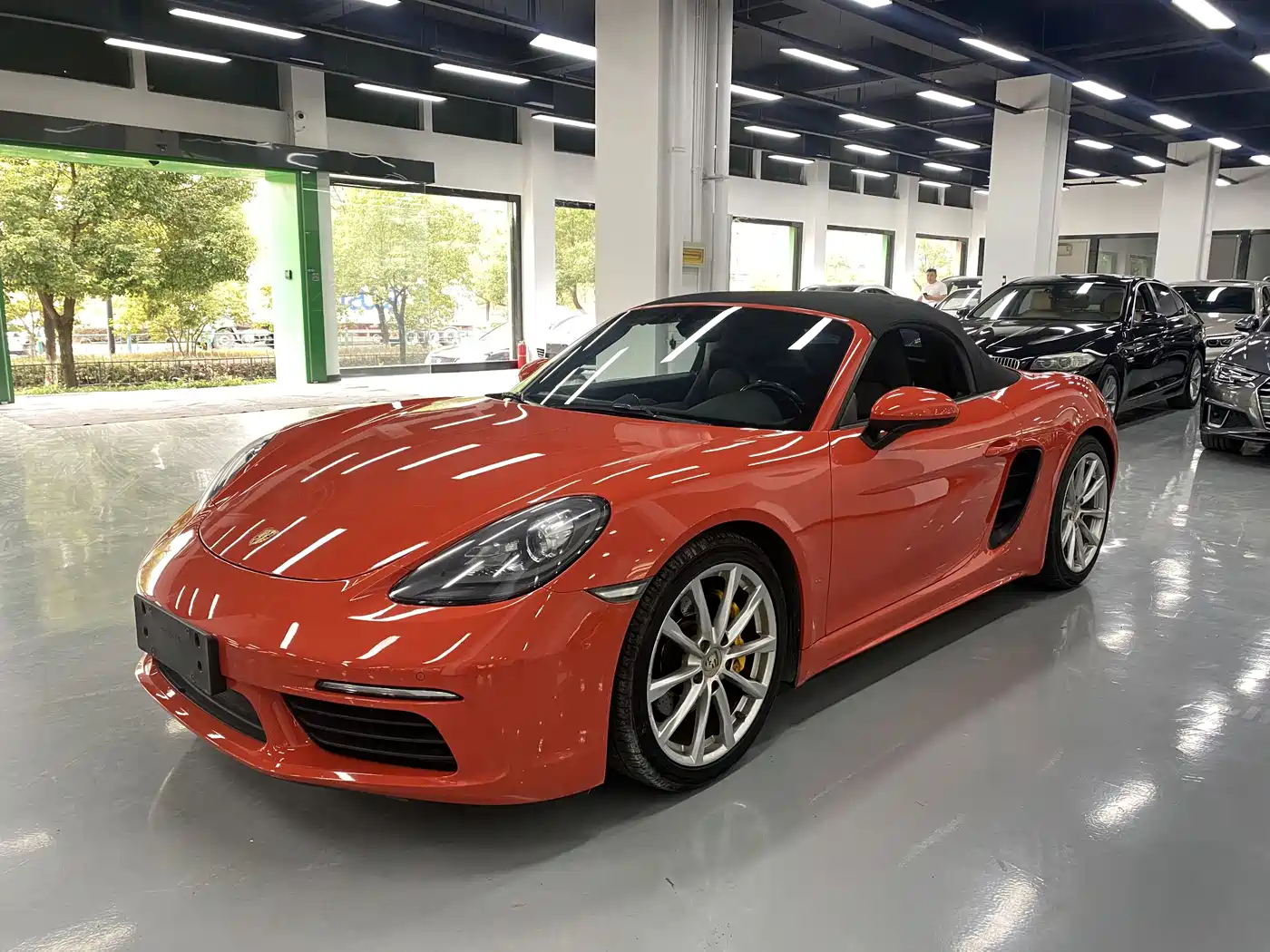 Porsche 718 2016 Boxster 2.0T