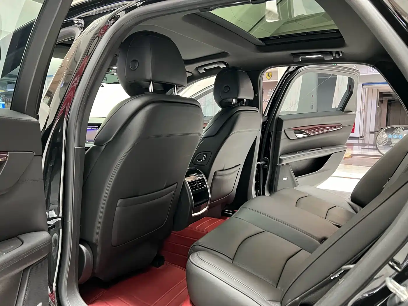 CADILLAC CT6