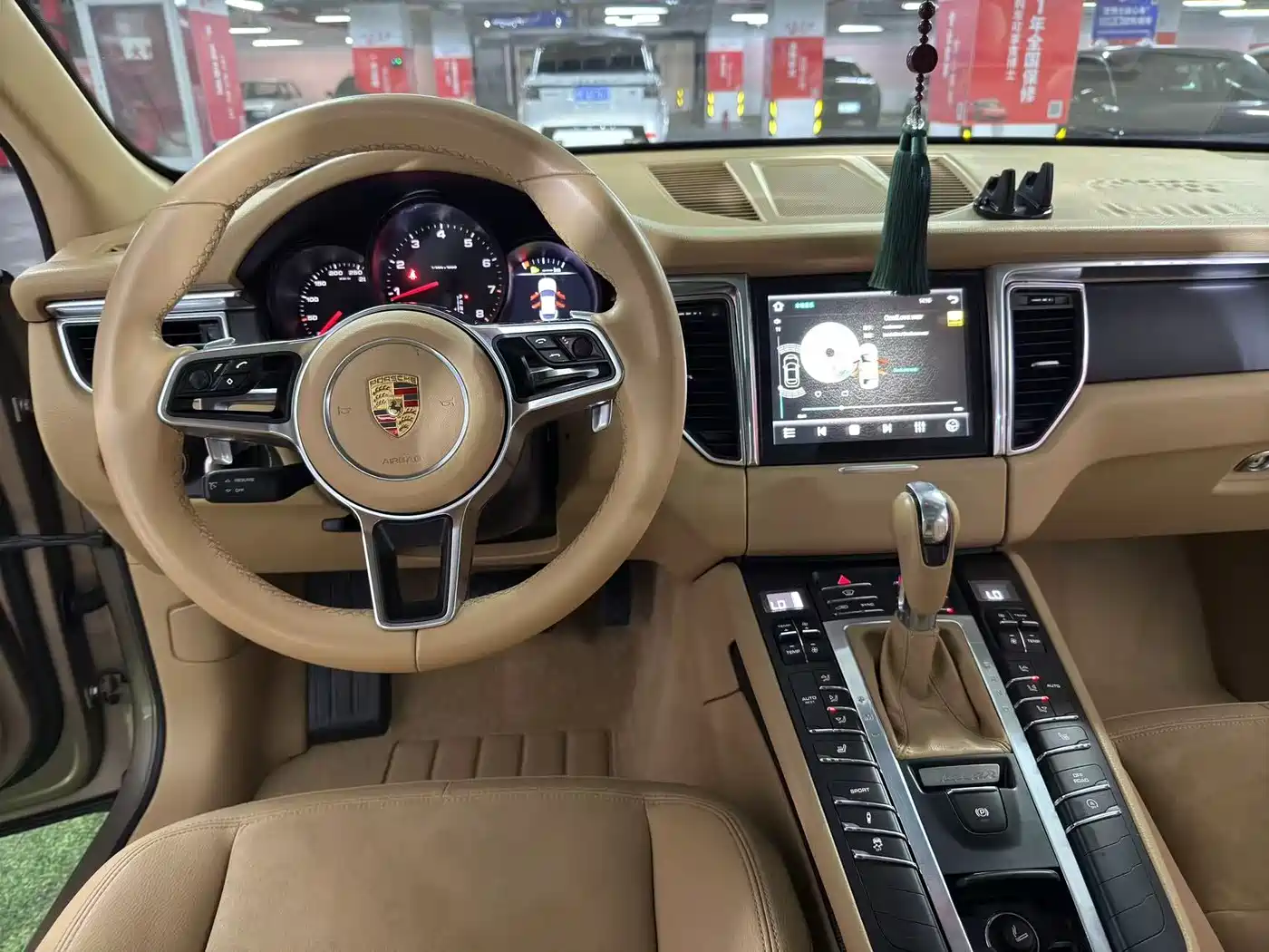 Porsche Macan 2014 Macan 2.0T фото 14