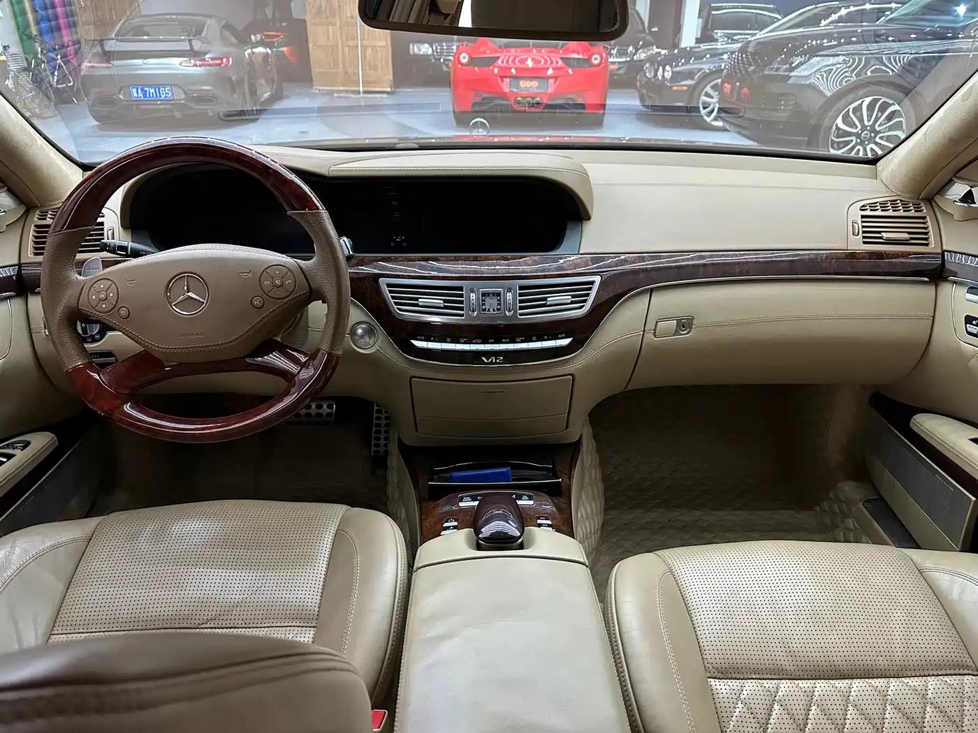 Mercedes-Benz S-Class AMG 2010 AMG S 65 фото 14