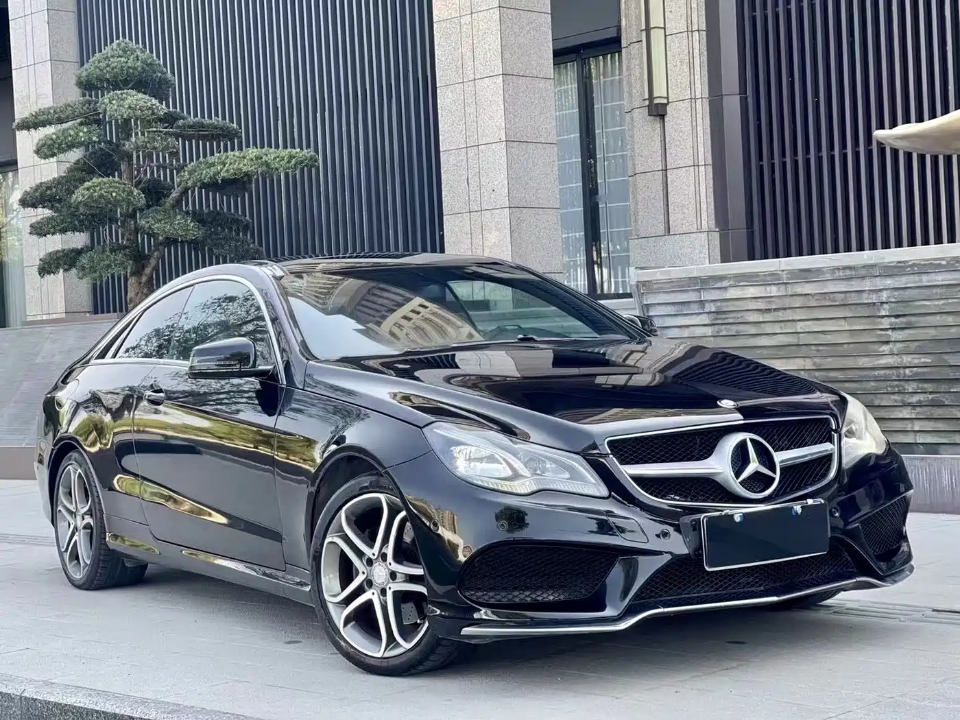 Mercedes-Benz E-Class (Import) 2014 E 200 Coupe фото 3