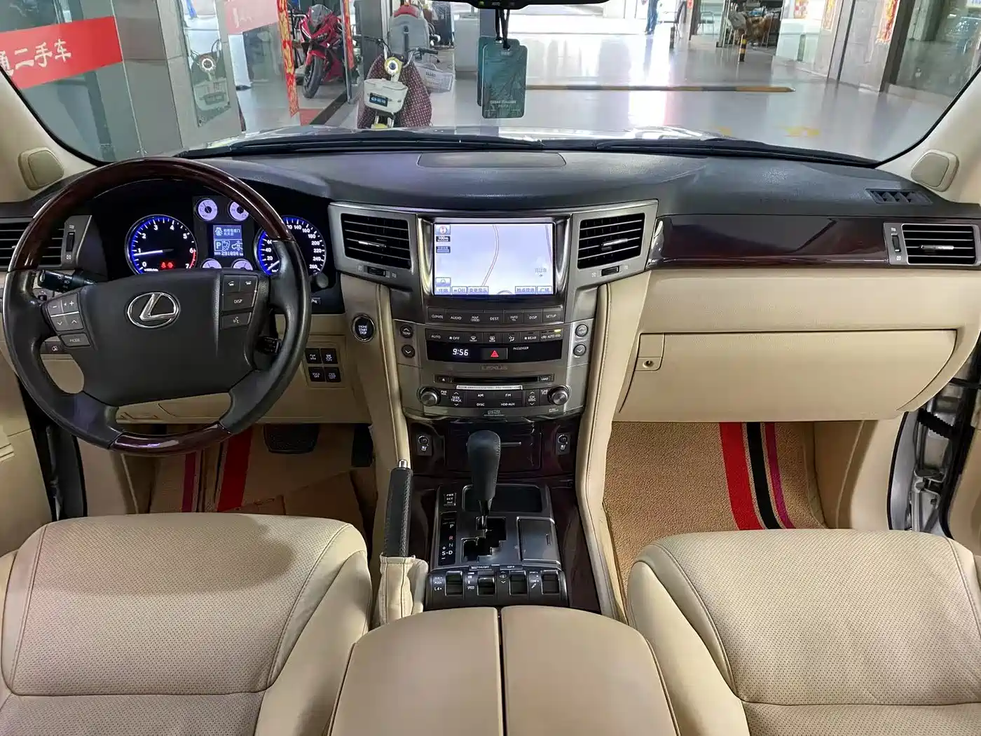 Lexus LX 2010 2009 570