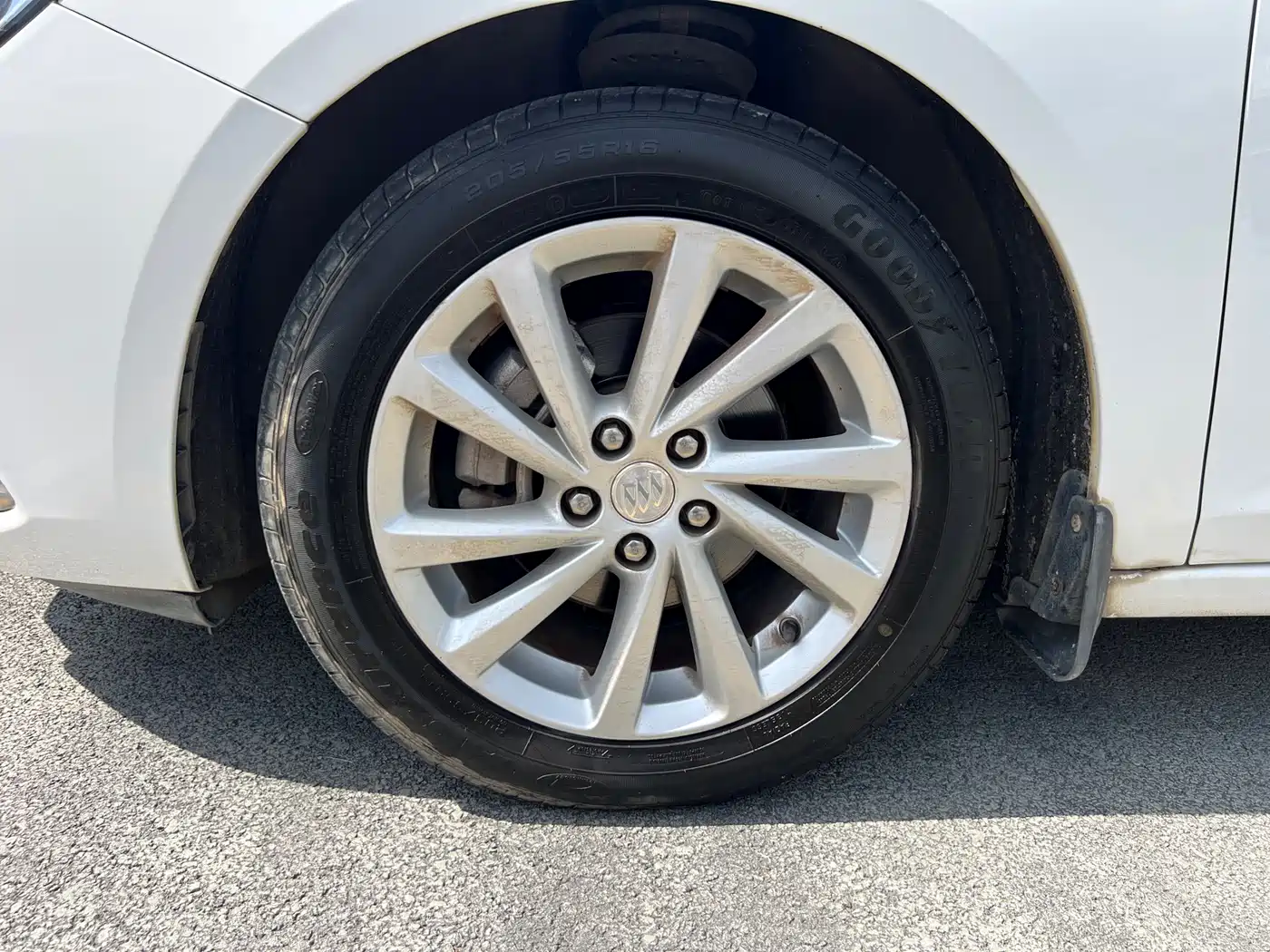 Buick Verano 2018 Sedan 15S Automatic Leading фото 22