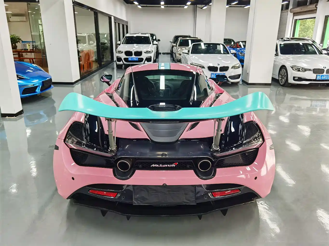 MCLAREN 720S