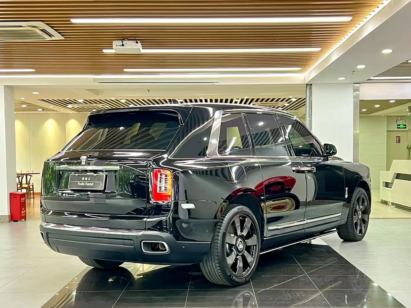 ROLLS-ROYCE CULLINAN