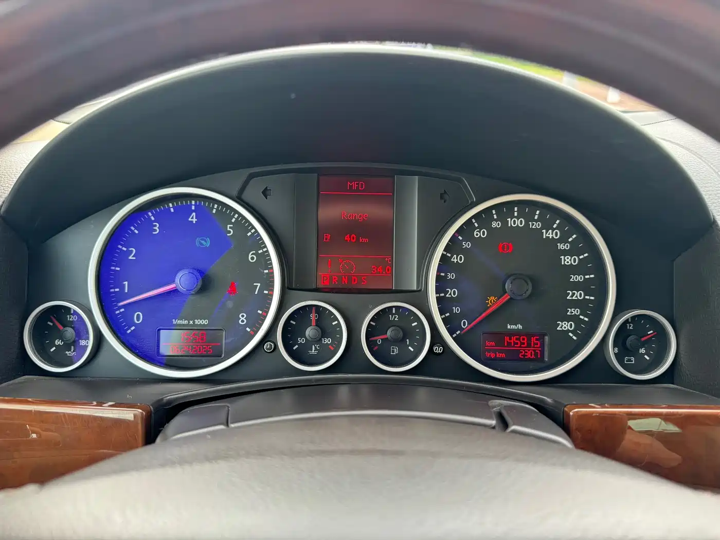 Volkswagen Touareg 2007 3.6L Standard Configuration фото 32