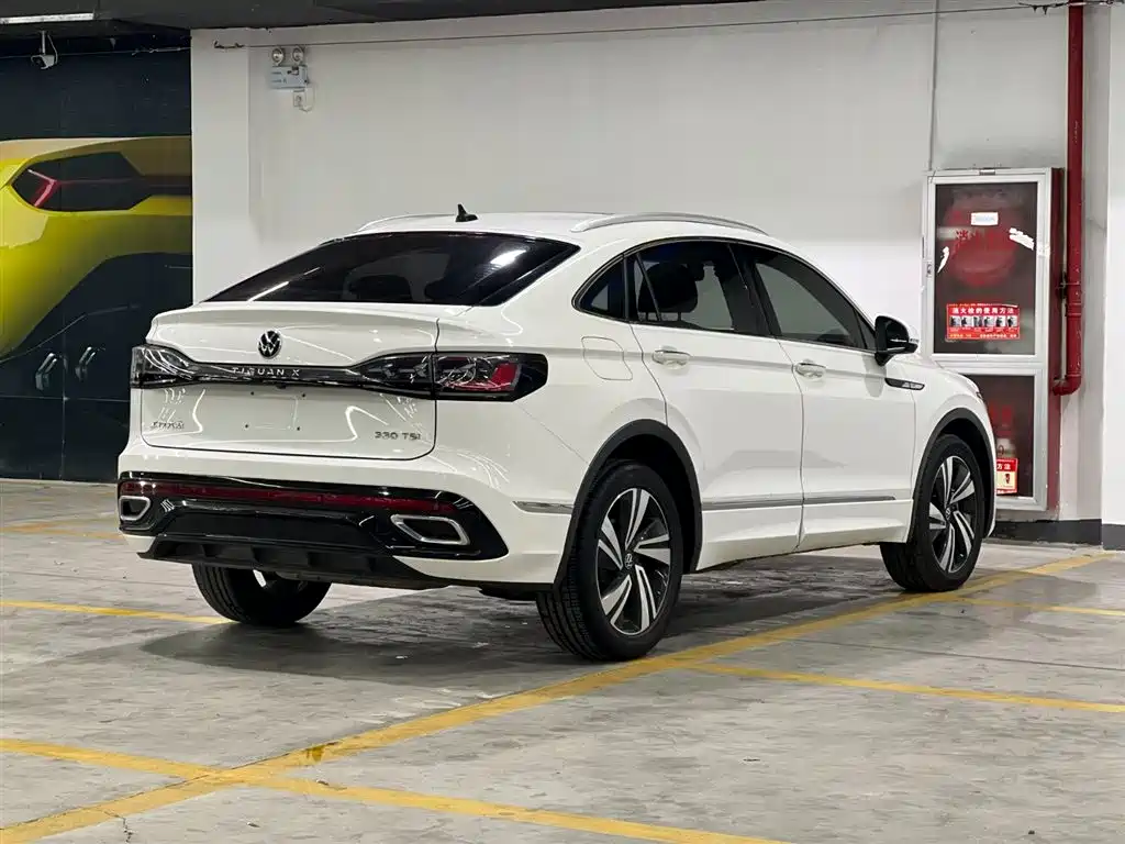 VOLKSWAGEN TIGUAN X