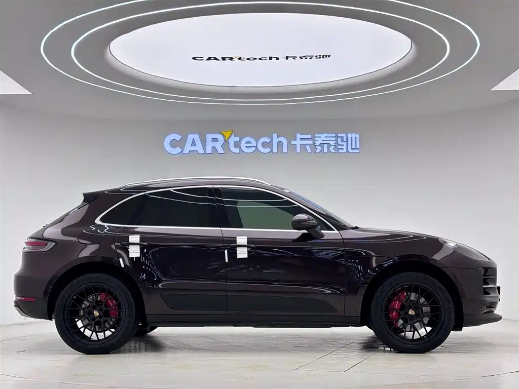 Porsche Macan 2021 Macan 2.0T фото 28