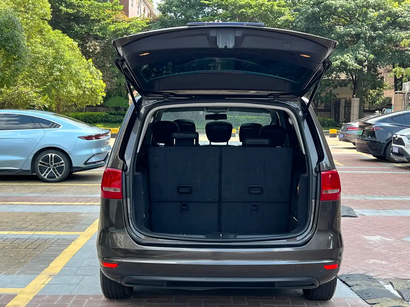 Volkswagen Sharan 2013 1.8TSI Standard Euro IV фото 9