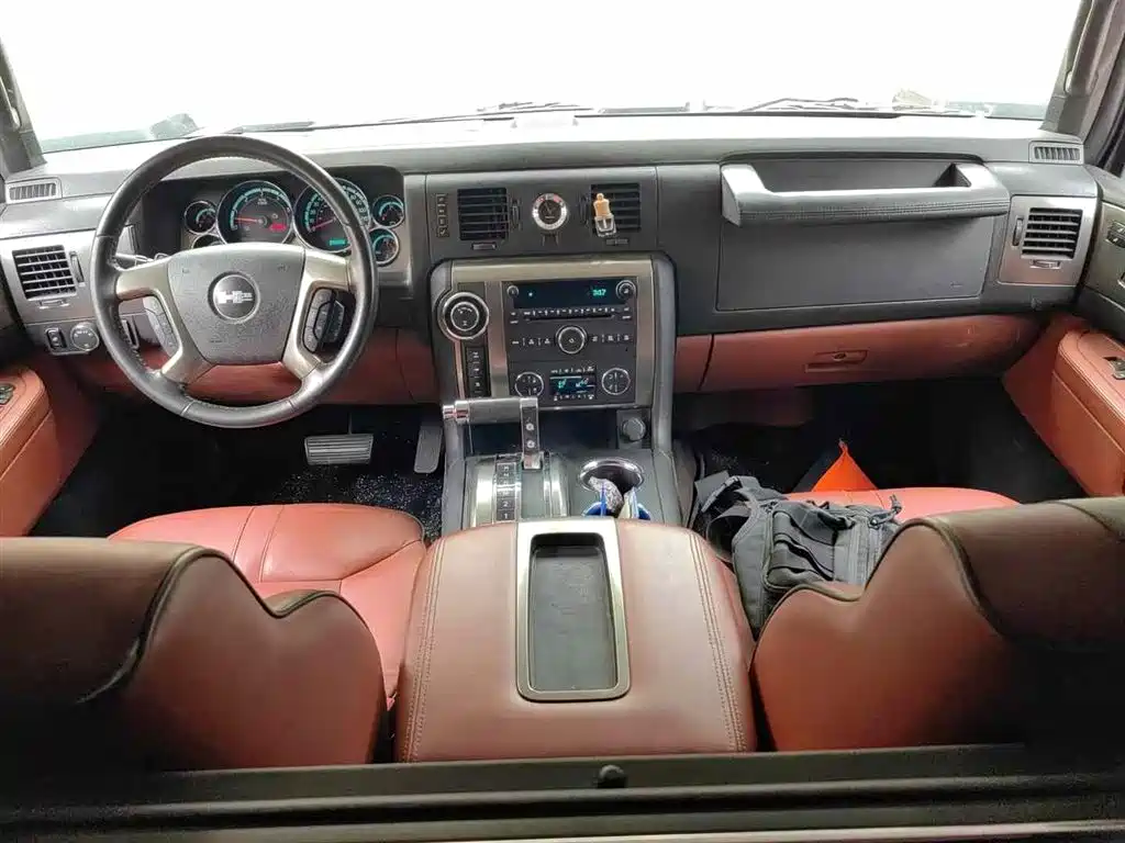 Hummer H2 фото 5