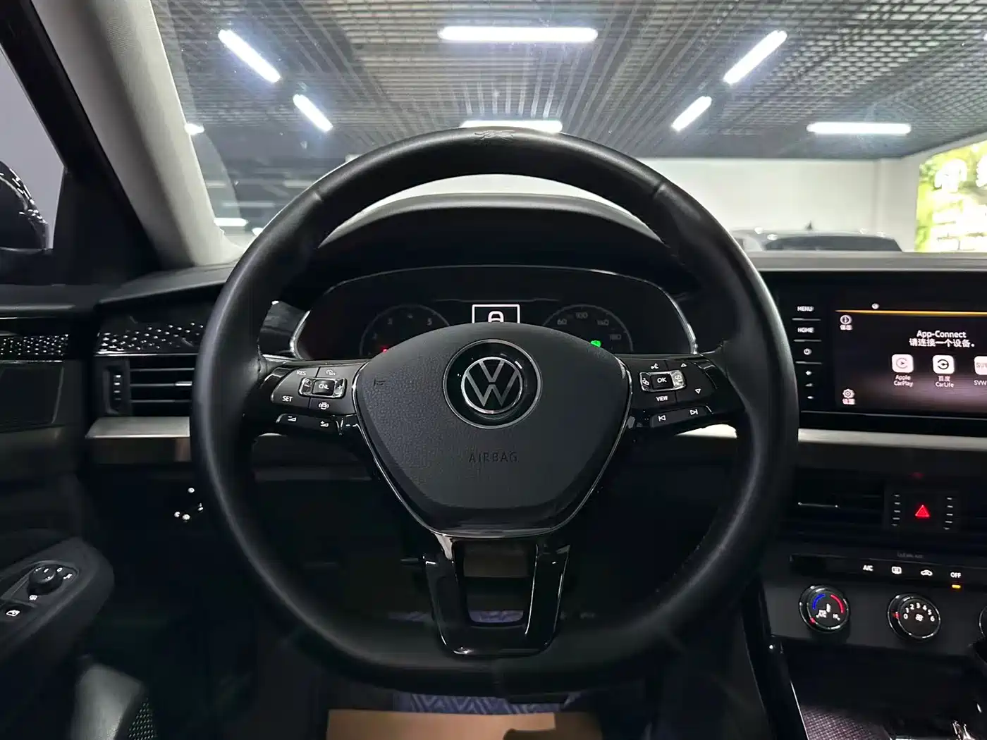 Volkswagen Passat 2021 Model 330TSI Elite Edition фото 10