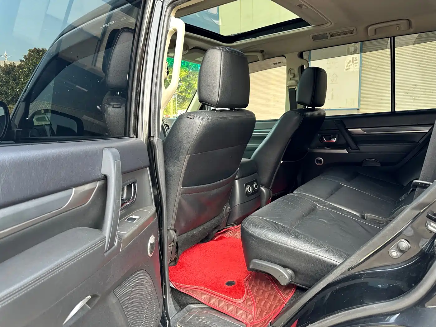 Mitsubishi Pajero (Import) 2014 3.0L Elite Edition фото 10