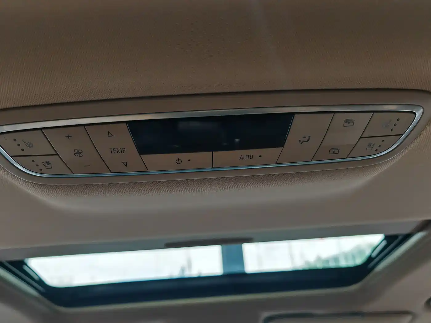 Buick GL8 2021 ES Landlord 653T Smart Flagship фото 18