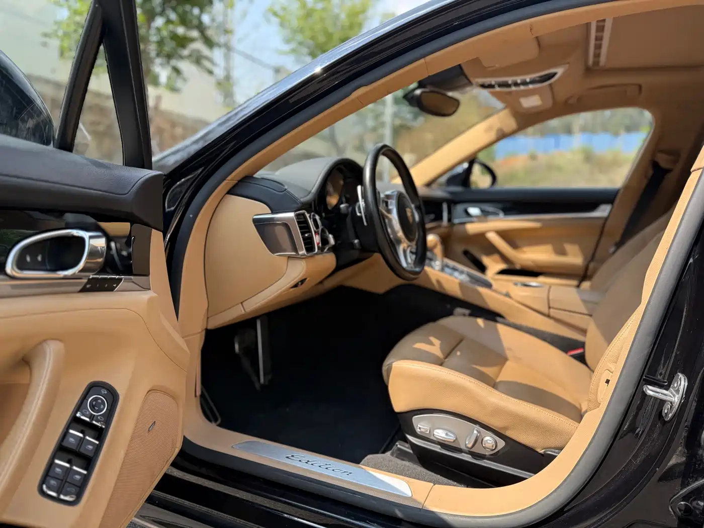 Porsche Panamera 2016 Panamera Edition 3.0T фото 7