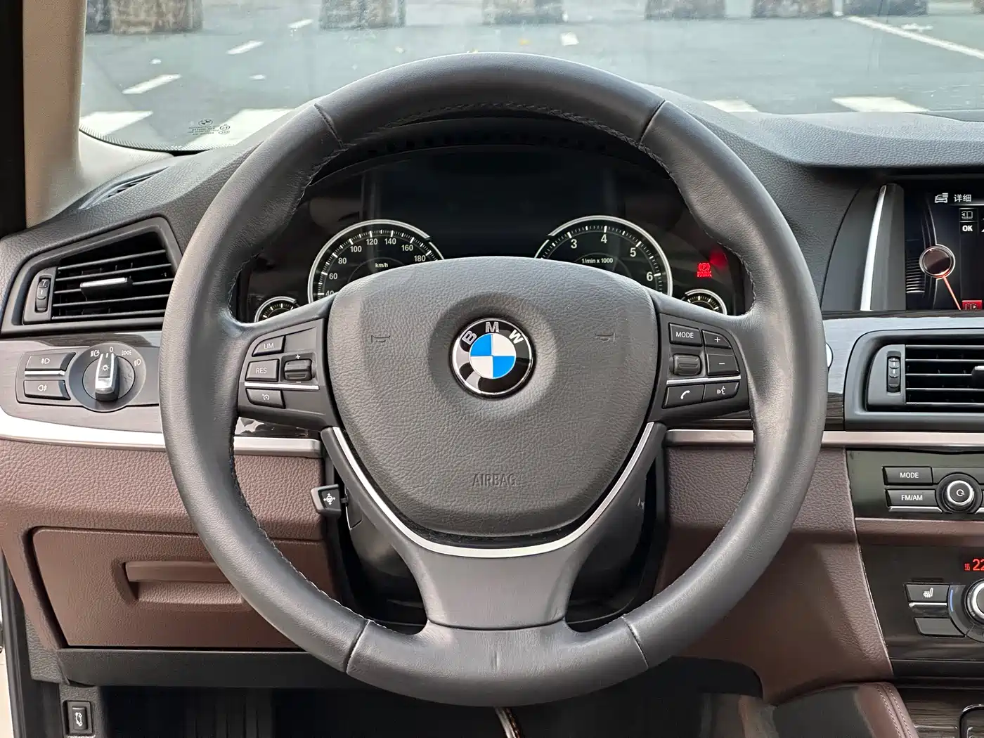 BMW 5 Series 2014 525Li Fashion Design Package фото 6