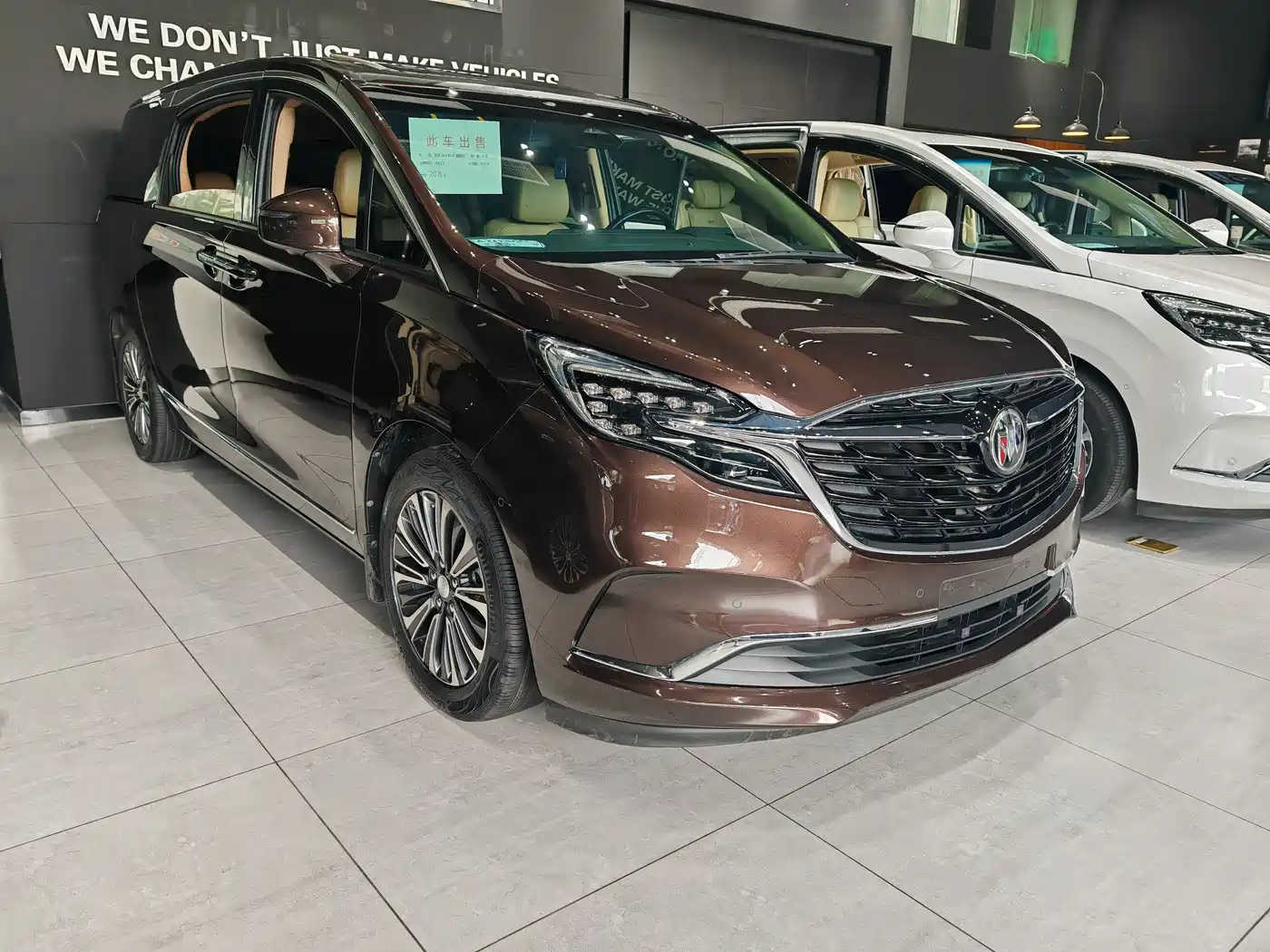 Buick GL8 2021 ES Landlord 653T Smart Flagship фото 3