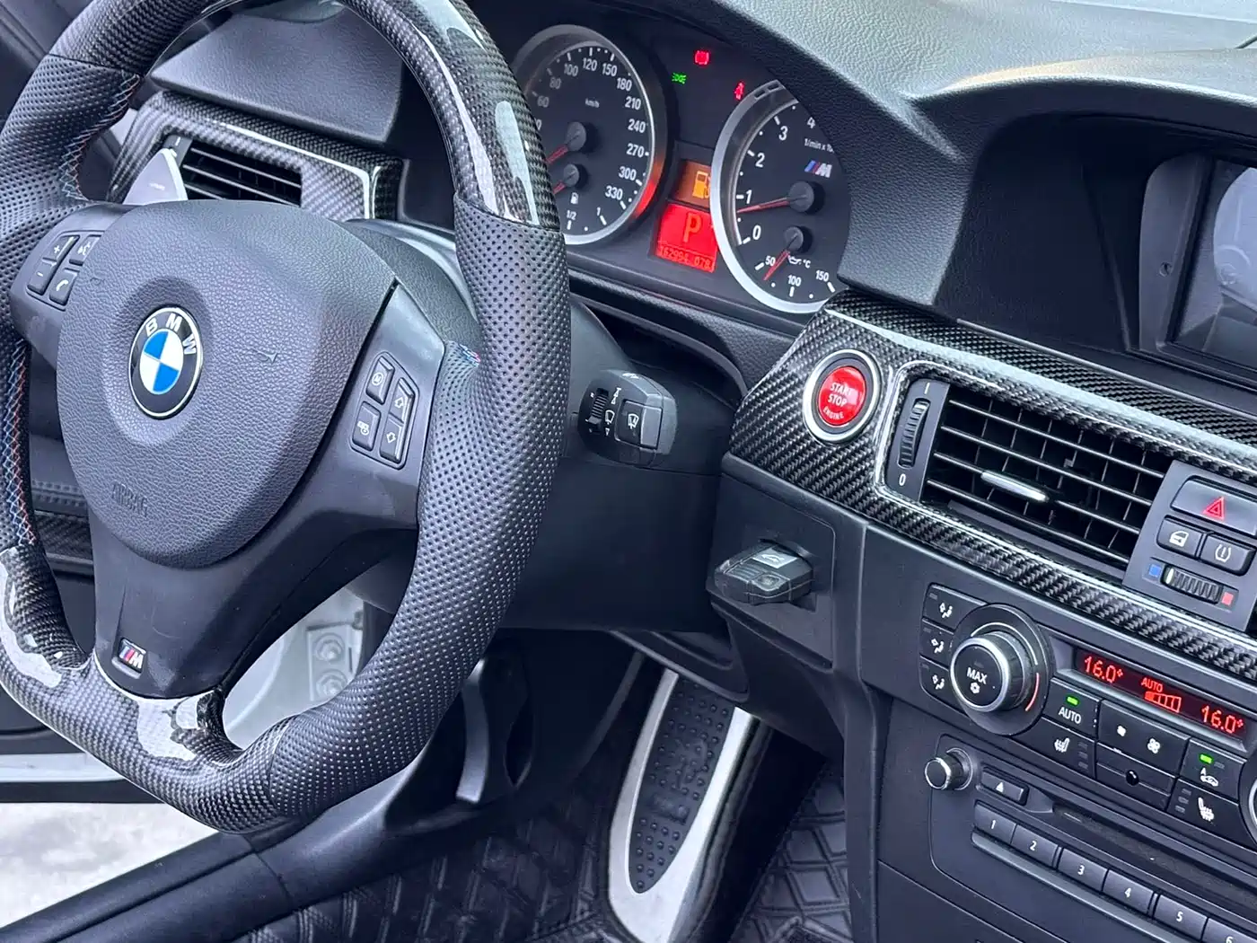 BMW M3 2009 BMW M3 Convertible фото 14