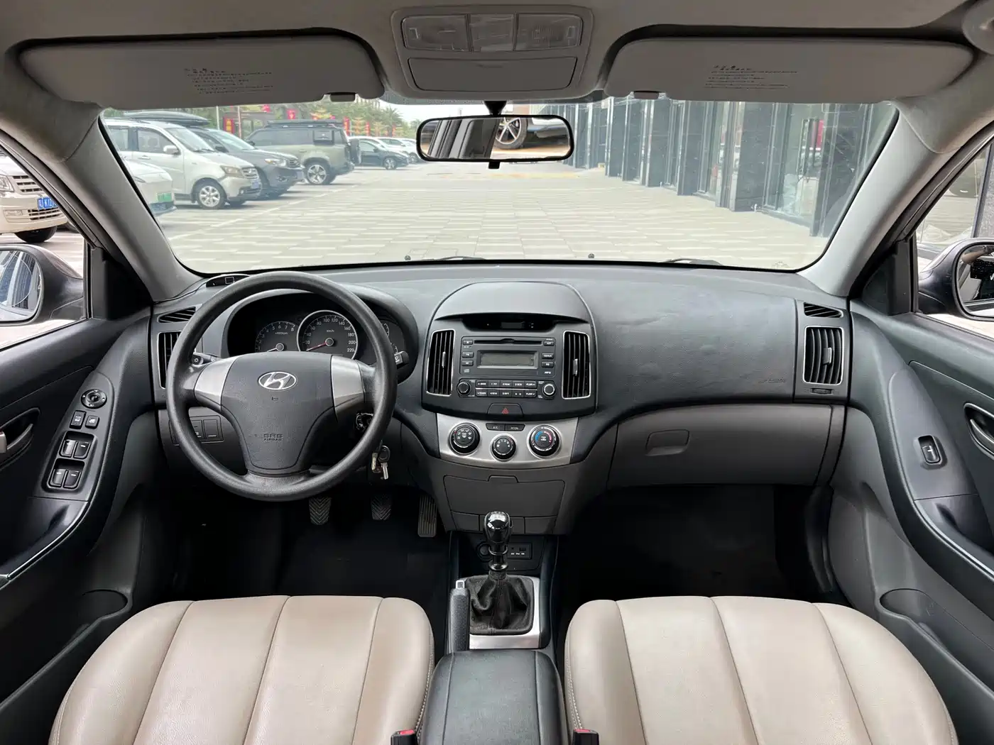 Hyundai Elantra 2011 1.6L Manual Comfort фото 4