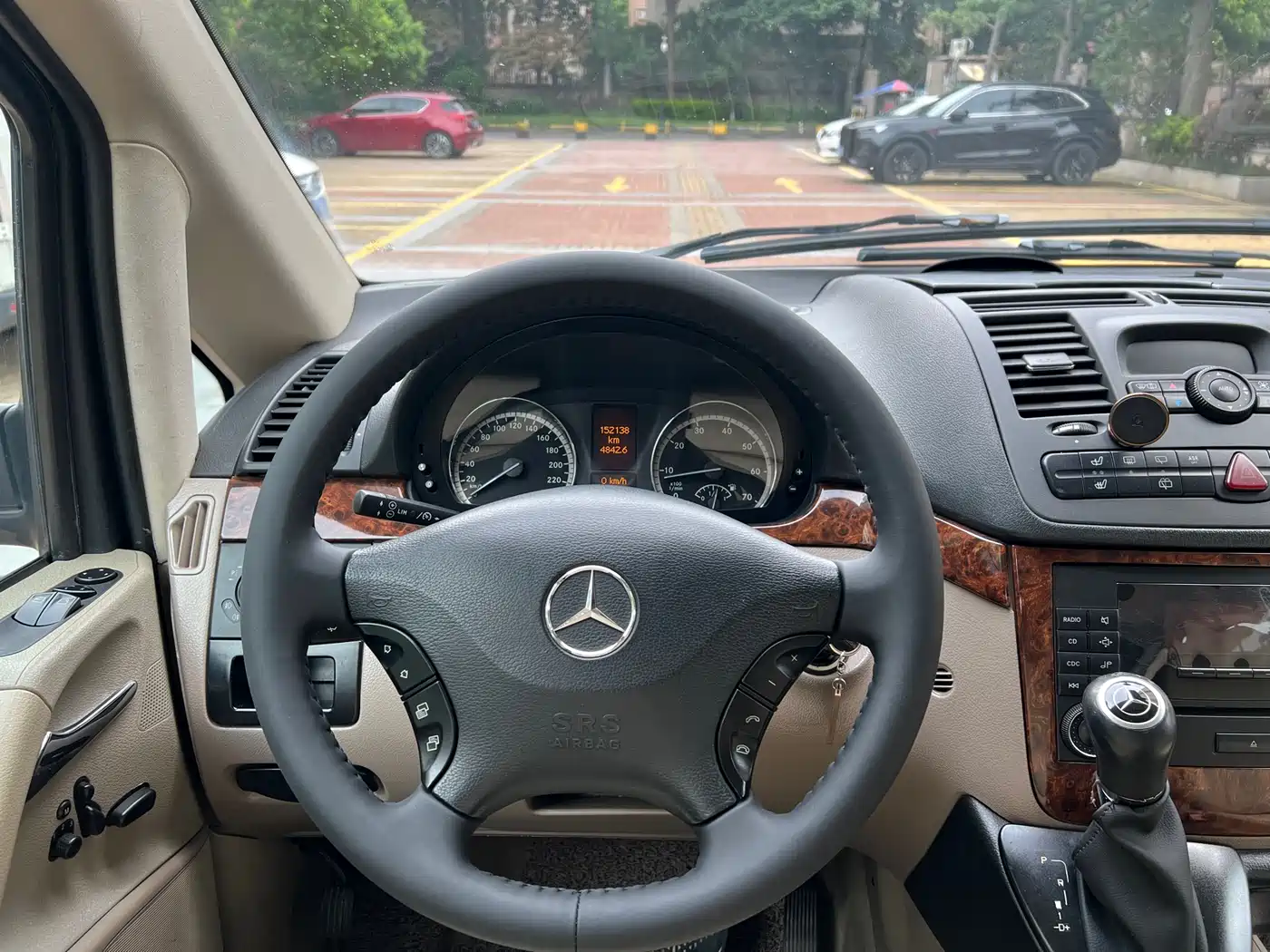 Mercedes-Benz Viano 2010 2.5L Prestige Edition фото 11